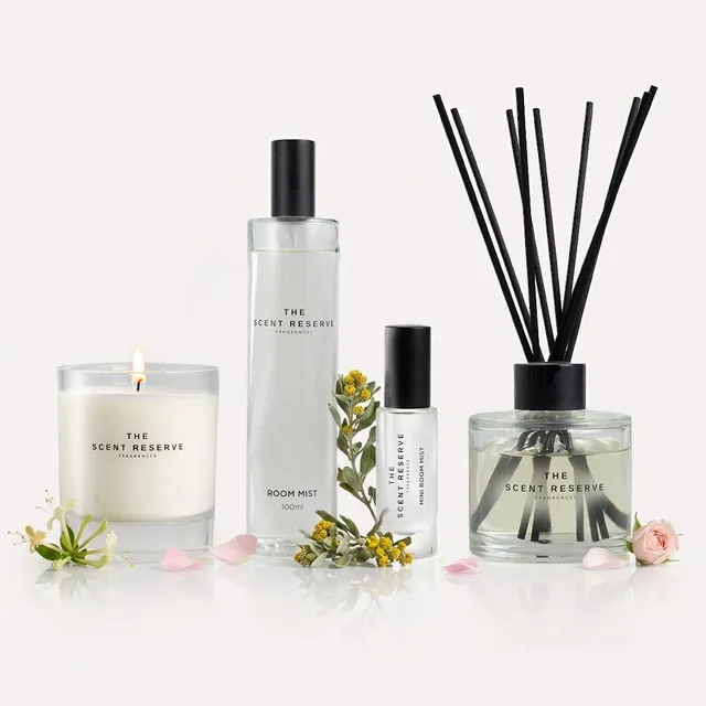 The Scent Reserve Honeysuckle Davana coffret maison 4 pièces