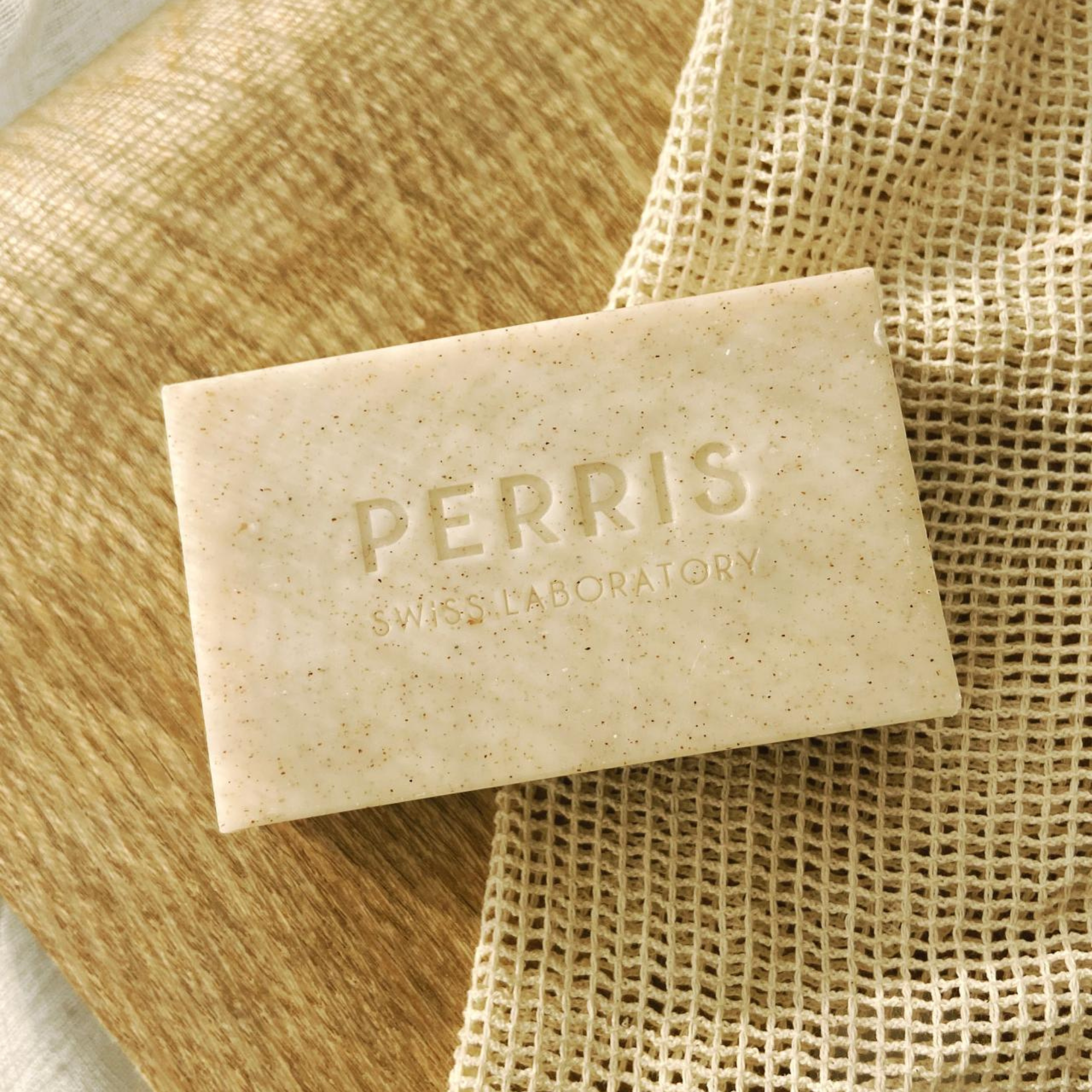 Perris Monte Carlo Exfoliating Soap Bar savon 125 gr
